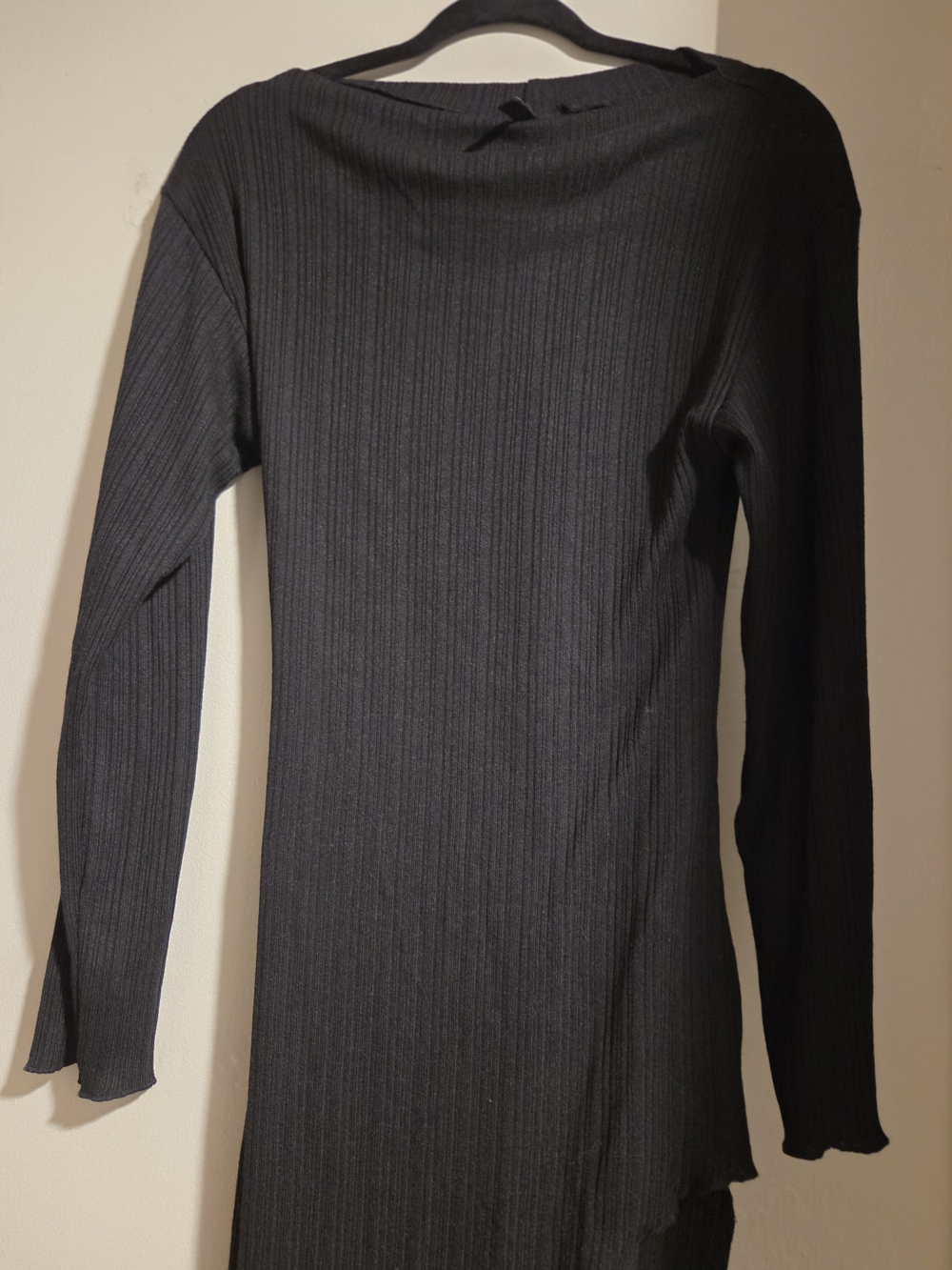 Divided Black Ribbed Long-Sleeve Maxi Dress
